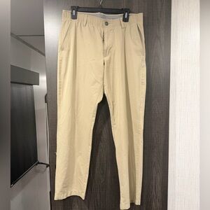 Under Armour Men's Khaki Golf Pants